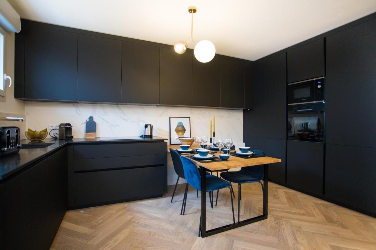 Art Deco Apartment In Disneyland Bmyguest Шеси Экстерьер фото